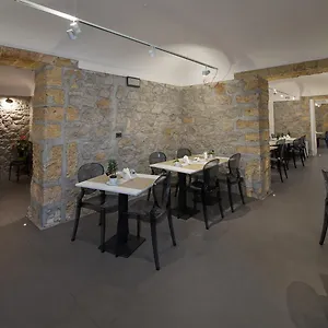 Tonic 3* Palermo